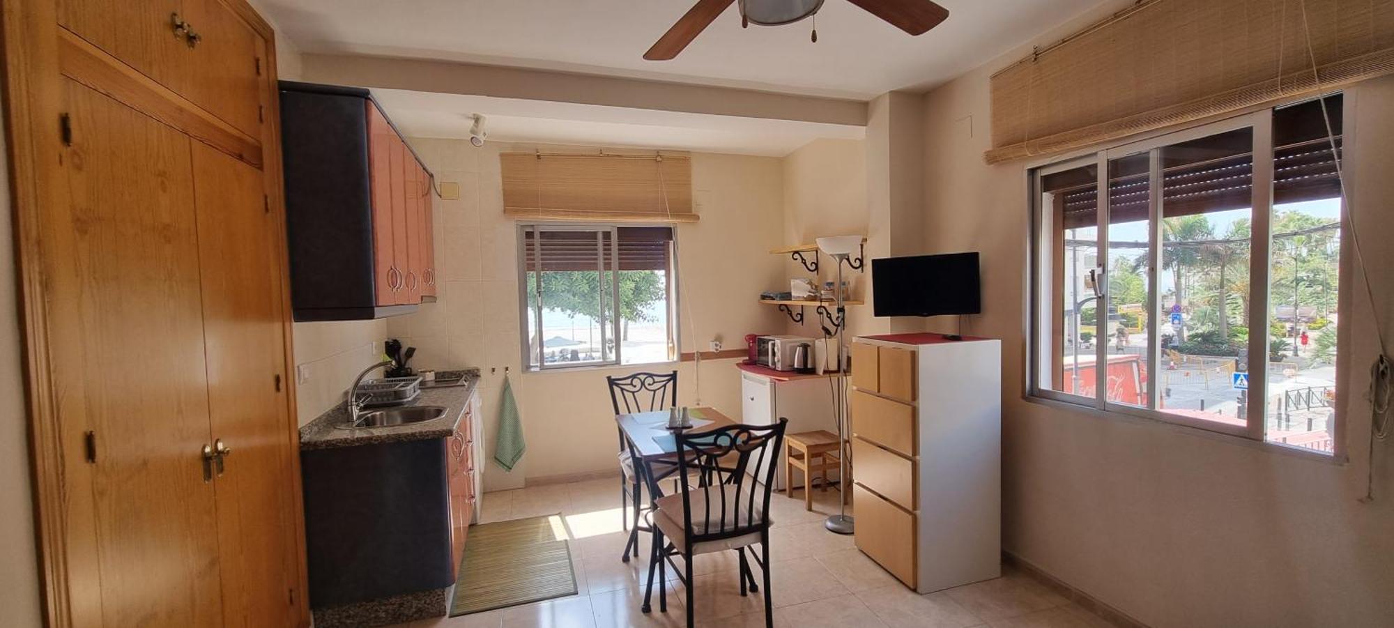 Apartamentos Real 81 Estepona Buitenkant foto